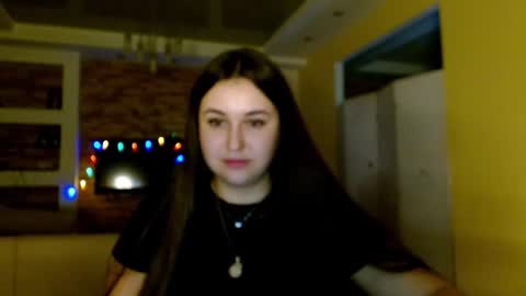 Elizabeth  online show from 01-05-26, 05:27