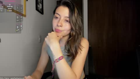 Aria Independent model online show from 11-13-25, 12:53