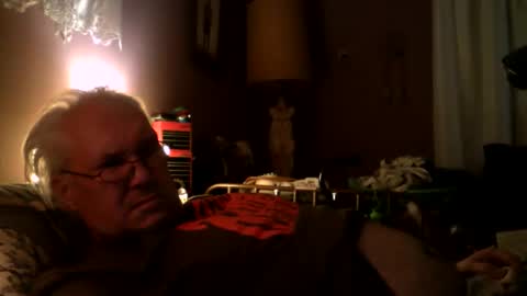 Snapshot of seanstiffy3916 chatting on 11-25-25, 02:22 seanstiffy3916 online show from 11-25-25, 02:22