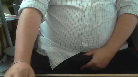 Snapshot of seathrough chatting on 09-09-25, 09:53 Falco J online show from 09-09-25, 09:53