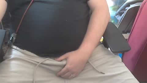 Snapshot of seathrough chatting on 09-24-25, 09:34 Falco J online show from 09-24-25, 09:34