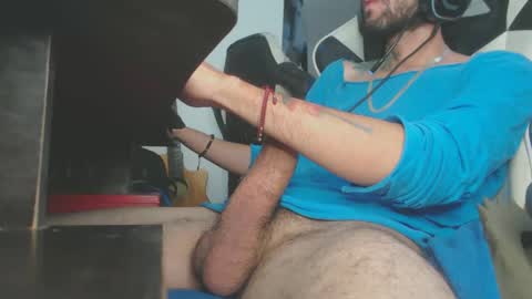 Snapshot of sebas21cm1 chatting on 02-21-25, 03:32 sebas21cm1 online show from 02-21-25, 03:32