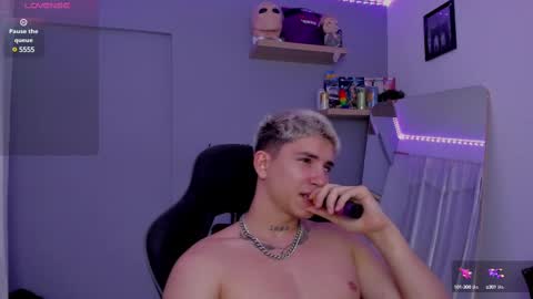 Snapshot of sebas__23 chatting on 03-08-25, 06:37 Sebastin online show from 03-08-25, 06:37