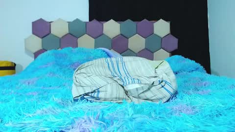 Sebastian online show from 12-04-24, 07:06