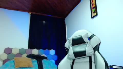 Sebastian online show from 12-19-24, 05:29