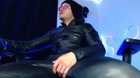 Sebastian online show from 01-13-26, 05:46