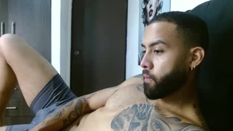 Sebastiano online show from 11-22-25, 02:54