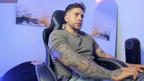 Lucian Sinclair online show from 12-22-24, 11:31