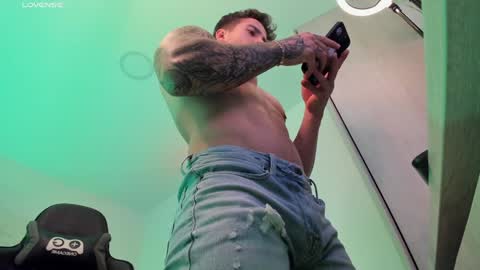 Lucian Sinclair online show from 02-07-25, 03:55