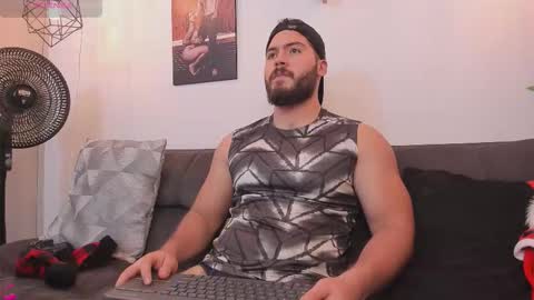 Instagram jeanpaulfit  online show from 12-16-25, 12:26