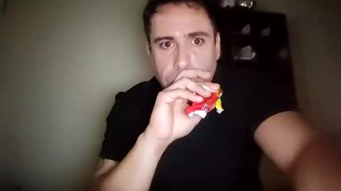 Snapshot of sebatorlop chatting on 02-19-26, 02:51 Sebastian Torres Lpez online show from 02-19-26, 02:51