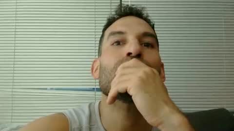 Snapshot of sebroyce chatting on 06-26-26, 04:22 Sebastian Royce online show from 06-26-26, 04:22