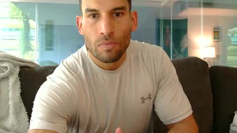 Snapshot of sebroyce chatting on 08-04-26, 07:38 Sebastian Royce online show from 08-04-26, 07:38