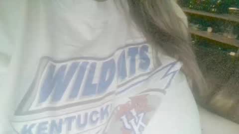 Snapshot of secret18slaveanon chatting on 02-12-25, 10:03 Sunny online show from 02-12-25, 10:03