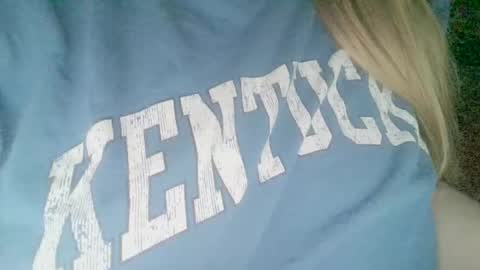 Snapshot of secret18slaveanon chatting on 02-12-25, 06:51 Sunny online show from 02-12-25, 06:51