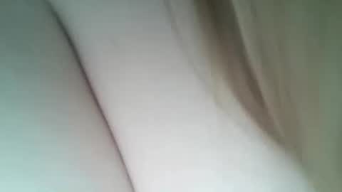 Snapshot of secret18slaveanon chatting on 09-17-25, 03:19 Sunny online show from 09-17-25, 03:19