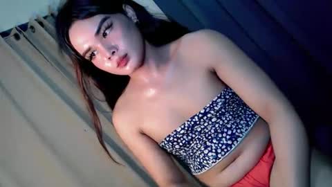 kwen online show from 10-15-25, 02:50