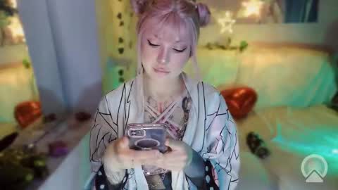 secret_bloom online show from 02-18-26, 07:10