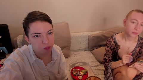 Snapshot of secret_dreams_ chatting on 01-23-25, 07:32 Amanda and  pair in a real life we love each other but can play with you online show from 01-23-25, 07:32