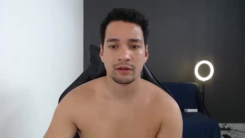 Snapshot of secretboy5000 chatting on 01-24-25, 02:08 Jex online show from 01-24-25, 02:08