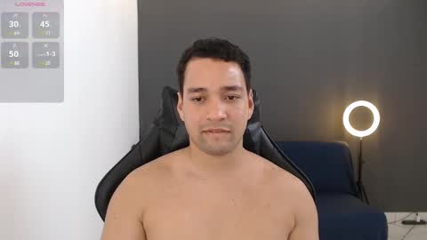 Snapshot of secretboy5000 chatting on 03-03-25, 02:04 Jex online show from 03-03-25, 02:04