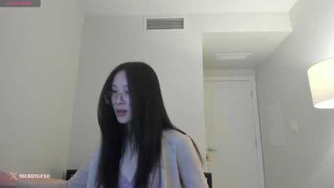 Angela online show from 02-04-25, 05:53