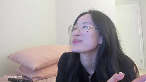 Angela online show from 03-01-25, 10:02