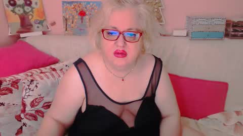 Alice online show from 10-10-25, 07:13