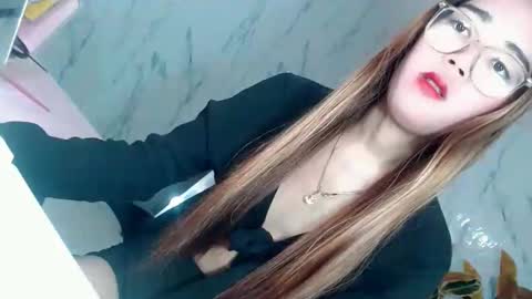 Snapshot of seducing_angela chatting on 09-23-25, 12:57 seducing_angela online show from 09-23-25, 12:57