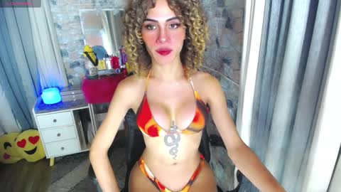 Snapshot of seduction_of_medusaxx chatting on 01-27-25, 02:10 Medusa online show from 01-27-25, 02:10
