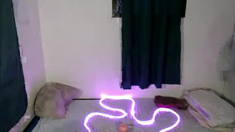 Snapshot of seductive_chailyn chatting on 10-09-25, 08:23 just call me baby online show from 10-09-25, 08:23