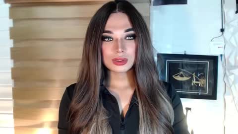 Deluxe online show from 03-01-25, 03:21