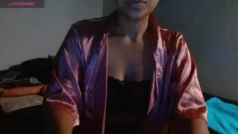 Snapshot of seductress_malia chatting on 07-23-26, 09:29 seductress_malia online show from 07-23-26, 09:29
