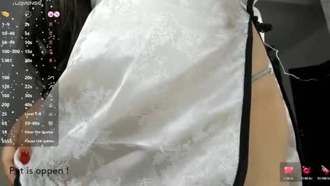 Akira Youri online show from 10-16-25, 01:45