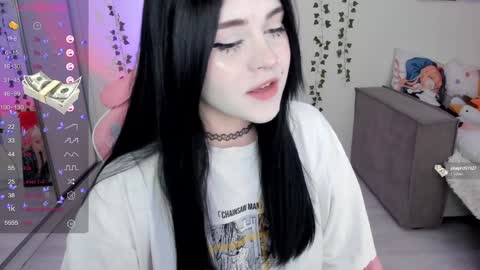 Selena  online show from 01-20-25, 05:04