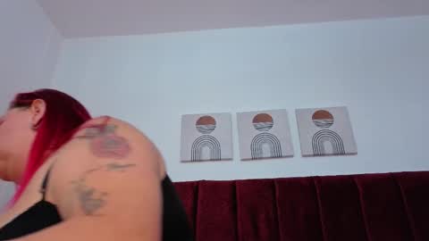 Selena online show from 12-02-25, 12:10