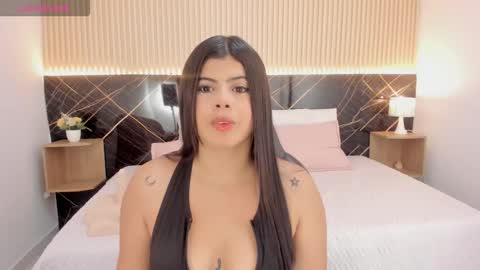 Snapshot of selena_diaz_ chatting on 02-12-26, 02:28 Selena online show from 02-12-26, 02:28