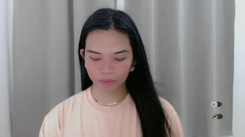 Selena online show from 01-12-25, 12:33