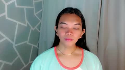 Selena online show from 03-18-26, 12:58