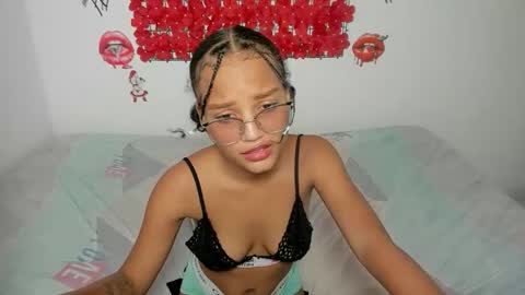 Snapshot of selena_sexi1 chatting on 12-16-25, 08:14 selena_sexi1 online show from 12-16-25, 08:14