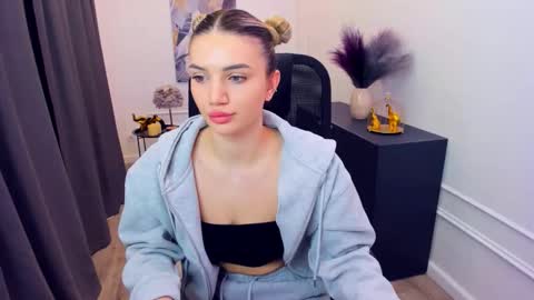 selenaemoore online show from 02-28-26, 03:40