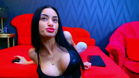 Selena Noir online show from 02-04-25, 06:36