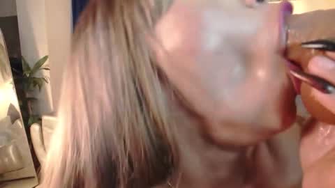 SelenaRossi online show from 11-10-25, 06:56