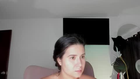 Alejandra  online show from 09-18-25, 12:29