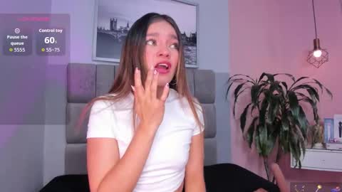 Selene online show from 11-28-25, 04:26