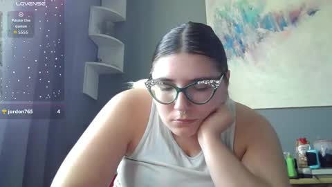 Selene online show from 10-17-25, 05:59