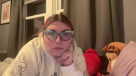 Selene online show from 02-10-26, 10:30