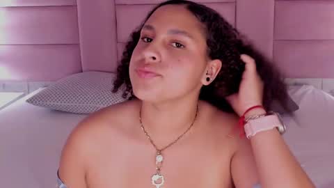 Snapshot of selenevoon chatting on 10-02-25, 04:36 SeleneVoon online show from 10-02-25, 04:36