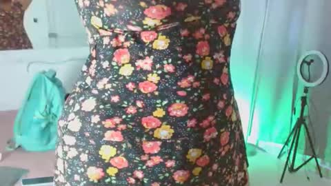 Snapshot of selenna1 chatting on 01-14-25, 02:32 Selenna1 online show from 01-14-25, 02:32