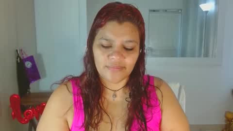Snapshot of selenna1 chatting on 02-17-25, 12:38 Selenna1 online show from 02-17-25, 12:38